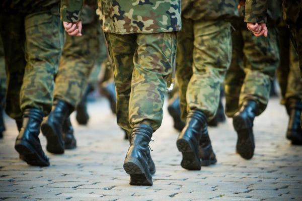 Should The U.S. Army Only Use Technology Made In America?