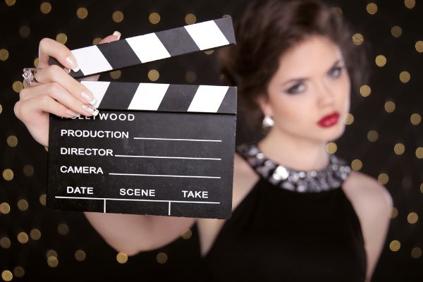 Do Hollywood Stars Deserve Crime For Supporting Liberal Policies?