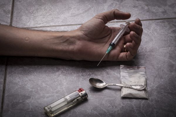 Should Drugs Be Made Legal And Regulated?