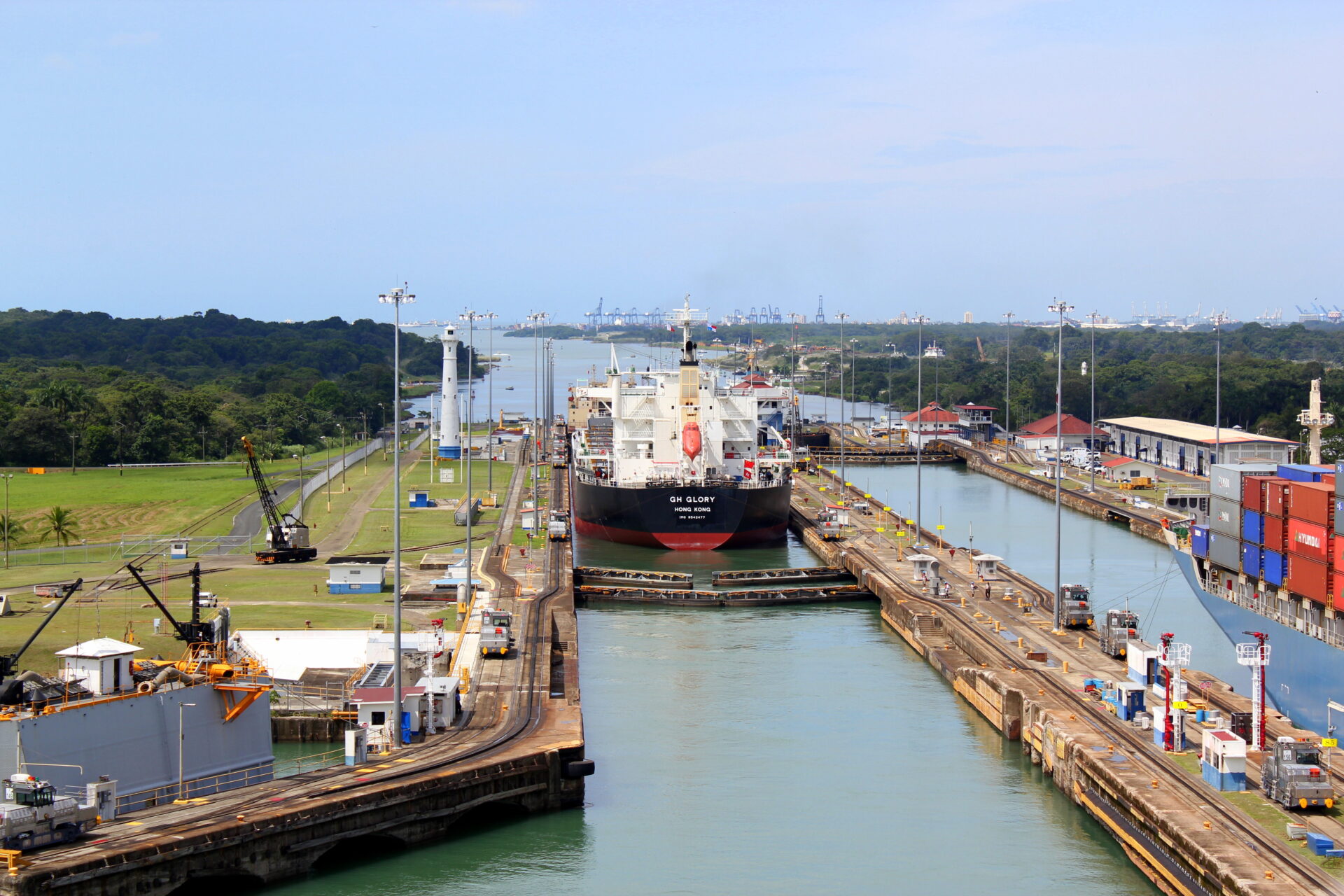 Does the Panama Canal Belong to America?