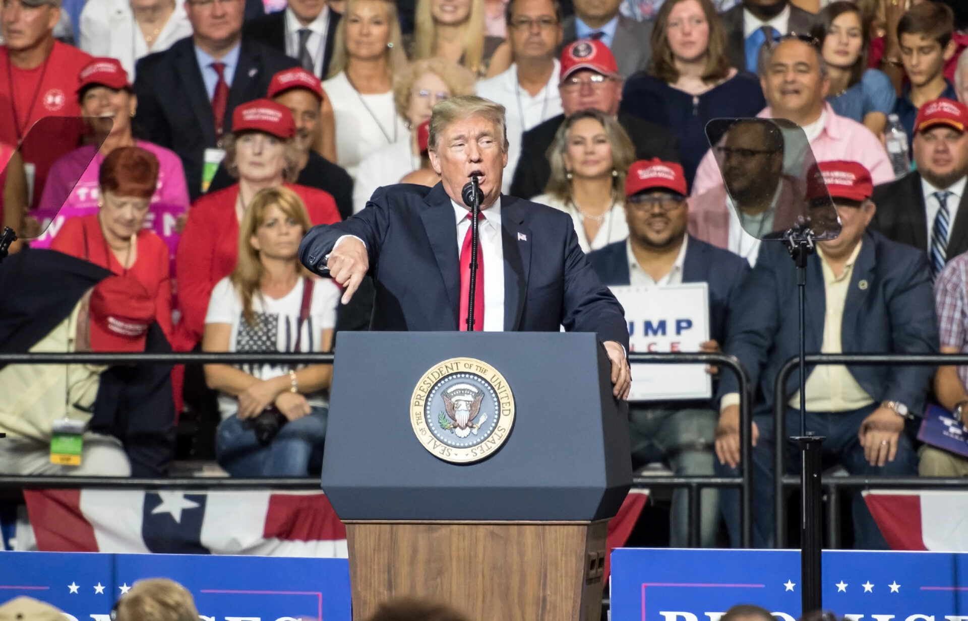 Is it appropriate for the President to pressure states to redraw their congressional maps?